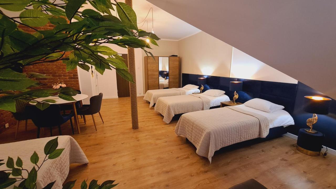 Hotel Kurpia Arte Nowogród Eksteriør billede