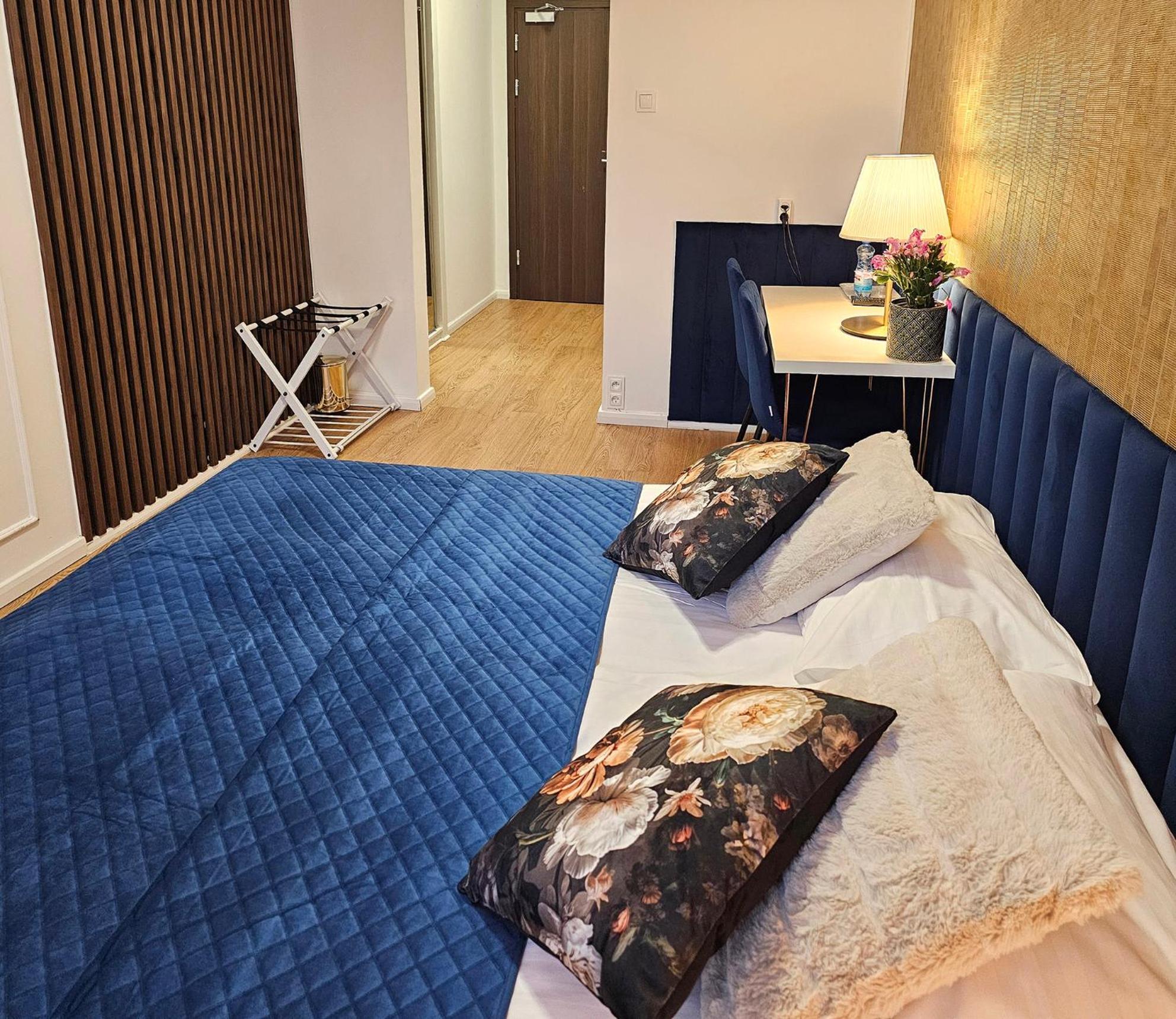 Hotel Kurpia Arte Nowogród Eksteriør billede